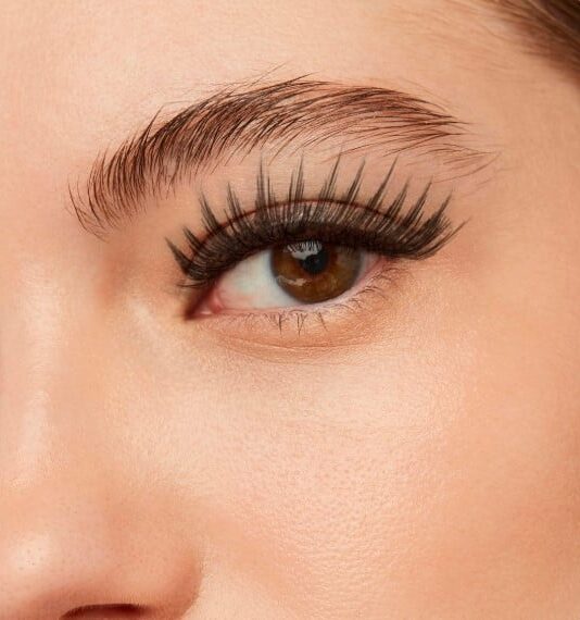 Valentine’s Specials: Get Stunning Lashes for the Most Romantic Day of the Year!